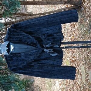 I. C. E. Black faux fur beautiful dinner jacket Sz L, mob wife old money